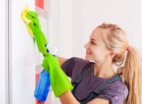 Professional curtain cleaning service for Balham homes