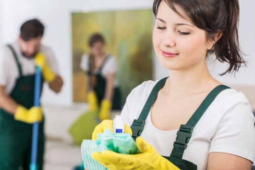 Local cleaning support for Balham premises with access challenges